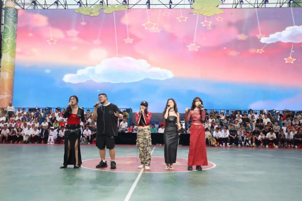 合金无双破解版下载_合金战士之三无敌版_合金战争无限金币钻石破解版