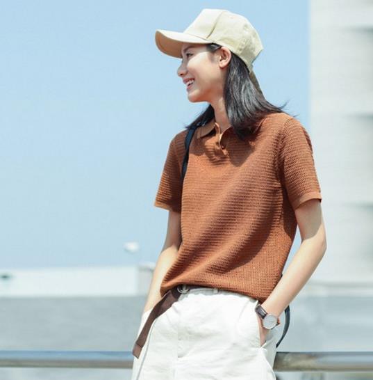 夏日必备！女人短袖上衣，让你美丽与清凉兼得