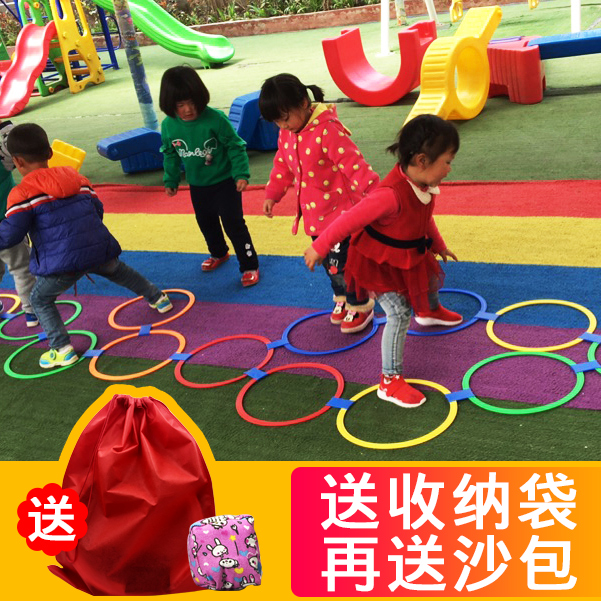 小游戏儿童小游戏-小时候的小游戏：跳房子、捉迷藏、橡皮筋跳，满满的童年回忆