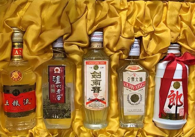 大神之换面重生书包网-书包网网文大神的换面重生之旅：从云端跌落谷底再崛起